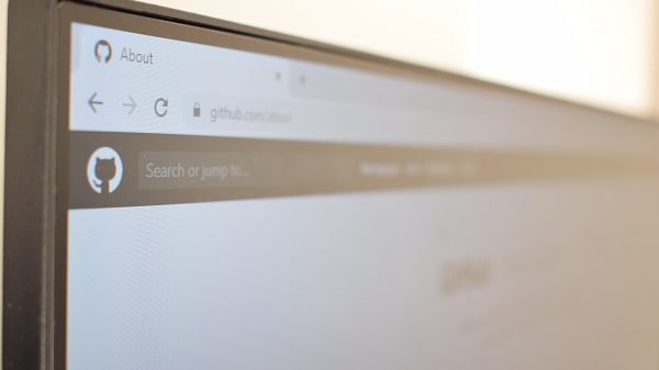 Critical DNS security flaw found